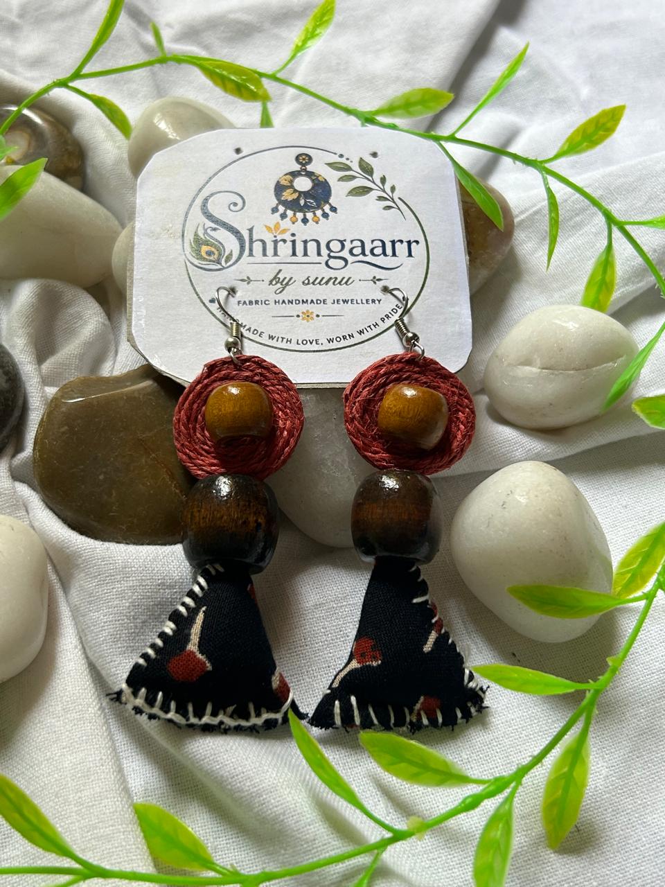 BLACK RED JUTE FABRIC SAMOSA EARRINGS