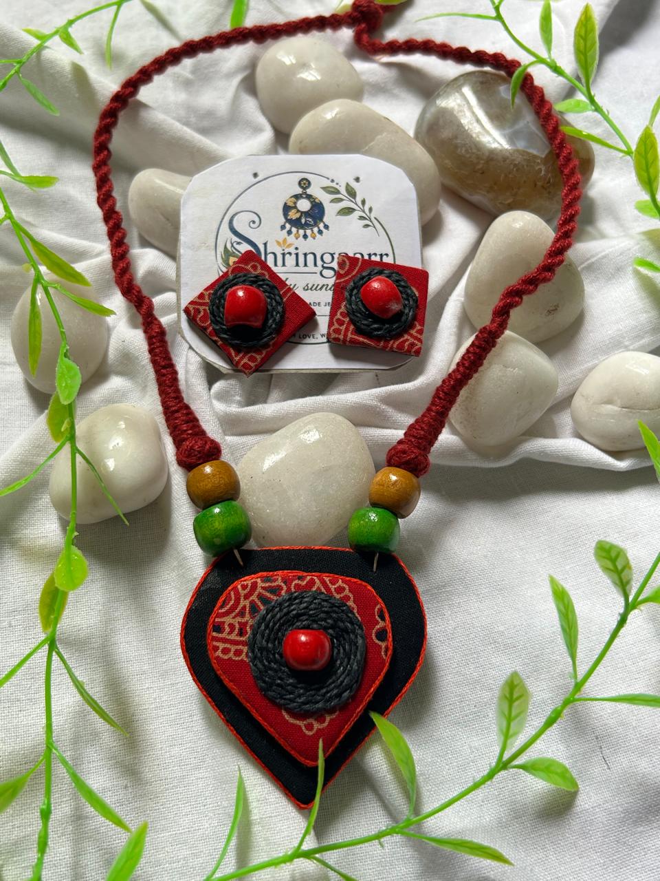 RED BLACK PATRA NECKLACE SET