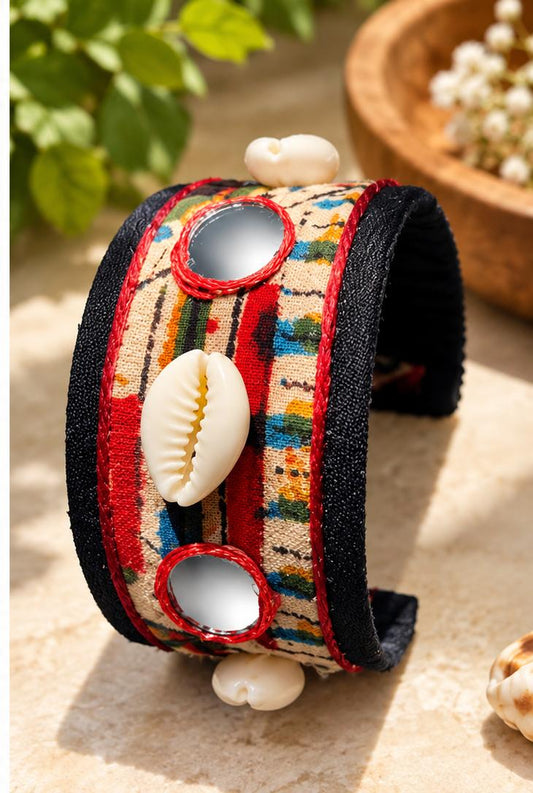 BLACK KALAMKARI COWRI HANDCUFF