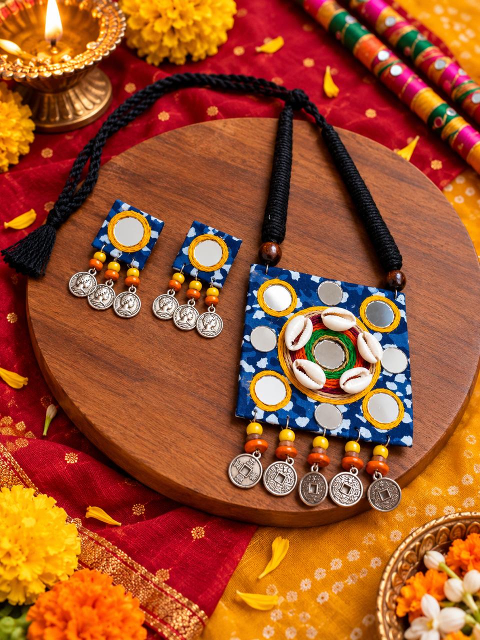 NAURATNA BLUE NECKLACE