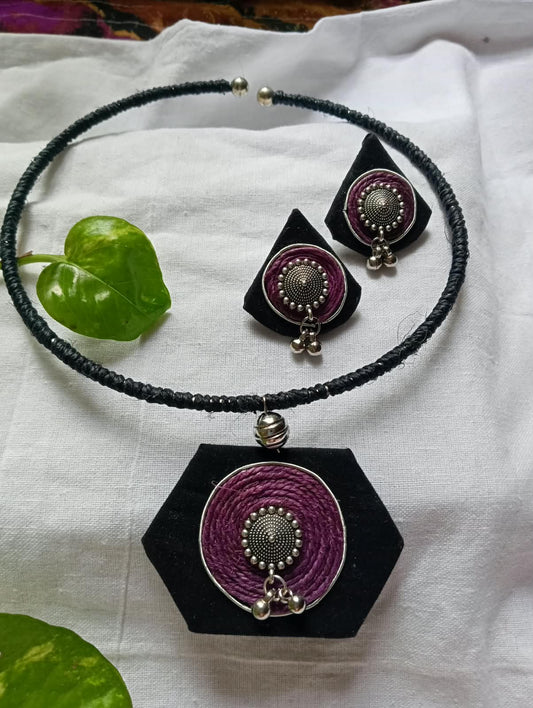 BLACK PURPLE JUTE HASLI NECKLACE SET